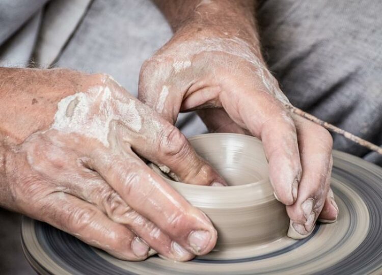 Pottery Workshop – Olive Oil & Wine experience